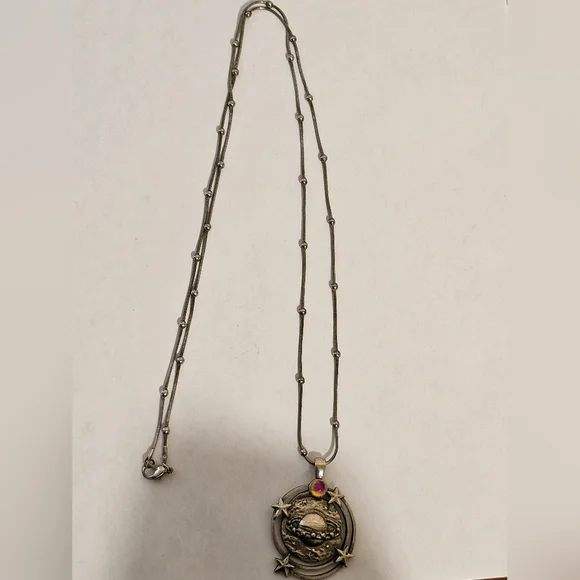 Vintage 90s Celestial Solar System Planet Stars Pendant On Chain Necklace - Picture 3 of 3
